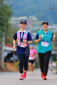 BIB: 283, 8279
                            <button type="button" onclick="openModal(18898535)" class="btn btn-primary btn-sm float-right btn-popup" data-toggle="modal" data-target=".modal-high-quality">
                        <i class="fas fa-shopping-cart"></i> Add to Cart
                    </button>
                                            <button type="button" onclick="isThisMe(18898535, true)" class="btn btn-success btn-sm float-right btn-popup btn-isme hidden" data-toggle="tooltip" data-placement="bottom" title="นี่คือรูปของคุณใช่ไหม คลิกที่นี่เพื่อเอาเข้าอัลบั้ม">
                        <i class="fas fa-plus"></i> Add to album
                    </button>
                    <button type="button" onclick="isThisMe(18898535, false)" class="btn btn-warning btn-sm float-right btn-popup btn-isnotme hidden">
                        <i class="fas fa-ban"></i> Remove from album
                    </button>